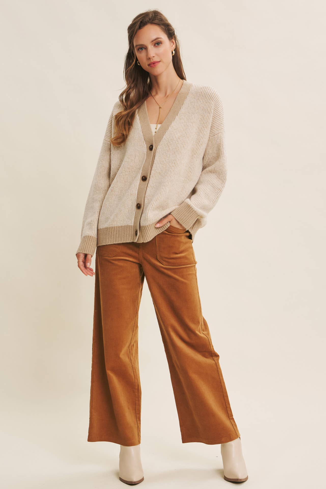 CORDUROY WIDE-LEG PANTS